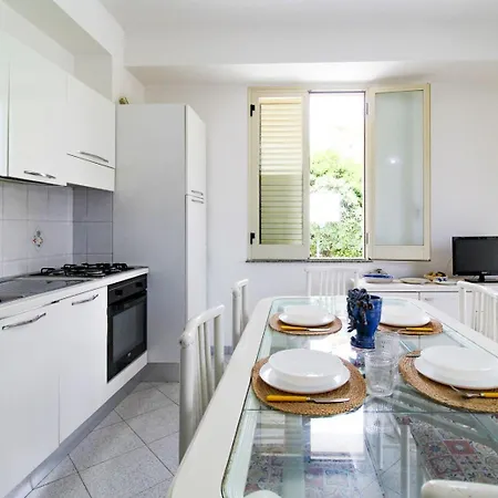 Agata - Sea Life Акведольчи